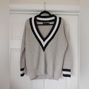 Women's V-Neck Sweater - Gray and Black By Wilde Heart Size L